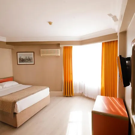Sahinler Hotell 2*