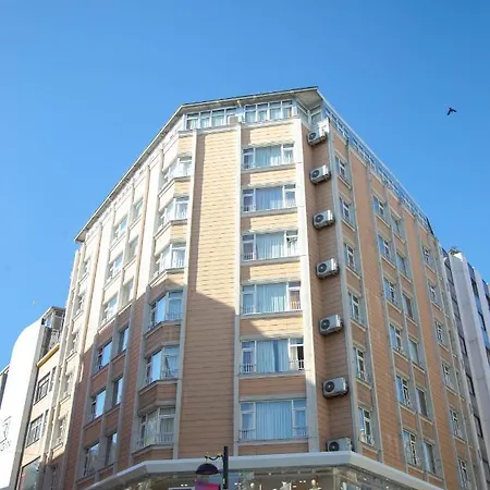 Sahinler Hotell 2*