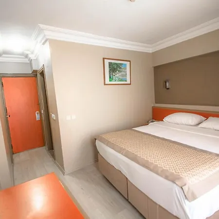 Hotell Sahinler 2*