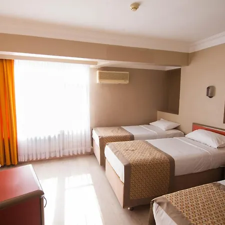 Sahinler Hotell 2*