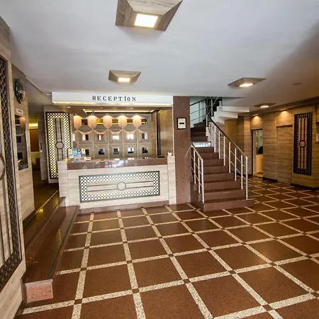 Sahinler Отель 2*